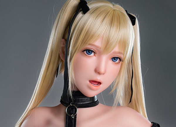 マリー・ローズそっくりなラブドール