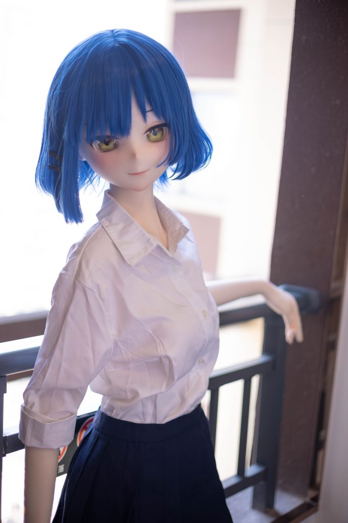 「ぼっち・ざ・ろっく!」山田リョウそっくりなラブドール