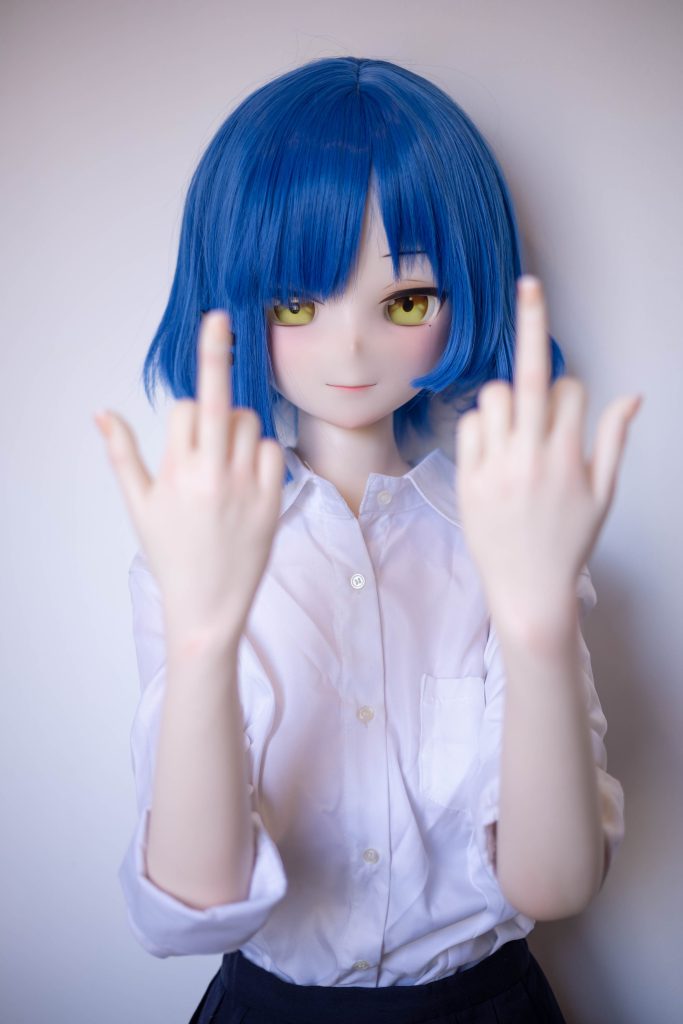 「ぼっち・ざ・ろっく!」山田リョウそっくりなラブドール