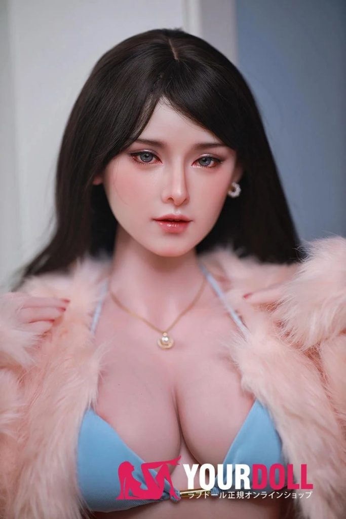 小川千奈そっくりなラブドール