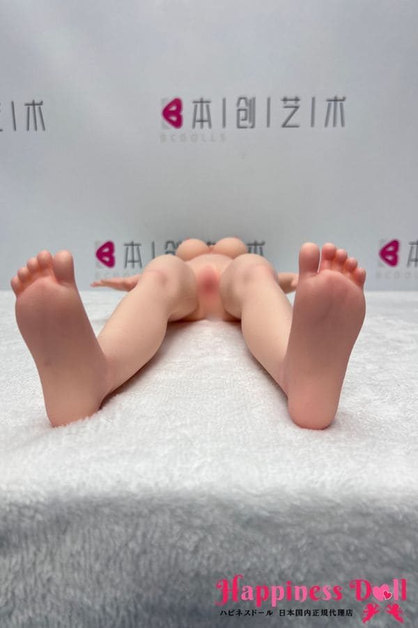 仰向けのラブドール